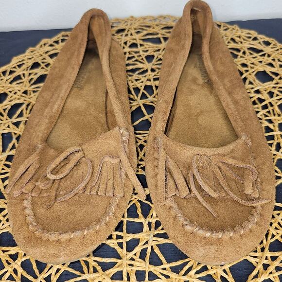 Minnetonka Shoes - Picture 2 of 6